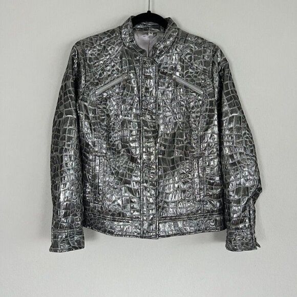 Chico's Woman's Silver Metallic Stone Print Zip Up Motorcycle Jacket Size 1 NWOT - Picture 1 of 11